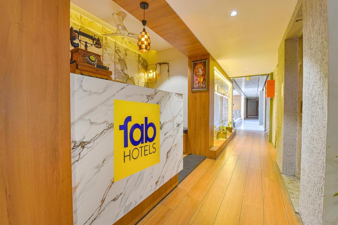 Fabhotel Udhna Inn, Near Udhna Junction Сурат Екстериор снимка